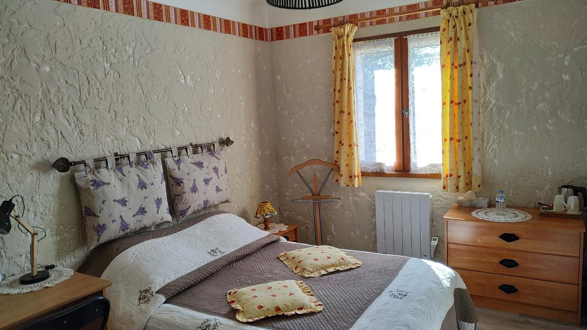 Bed and Breakfast La Pinede De Manon Barjols Exteriér fotografie